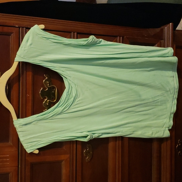 NY&CO flowy top - Picture 2 of 2